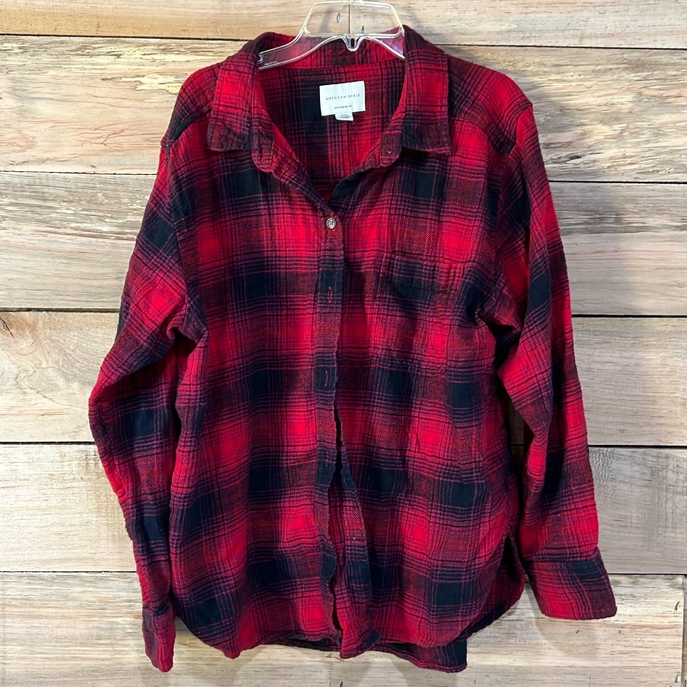 American eagle med boyfriend fit flannel